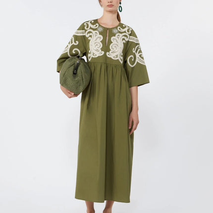 ABITO VERDE RICAMI