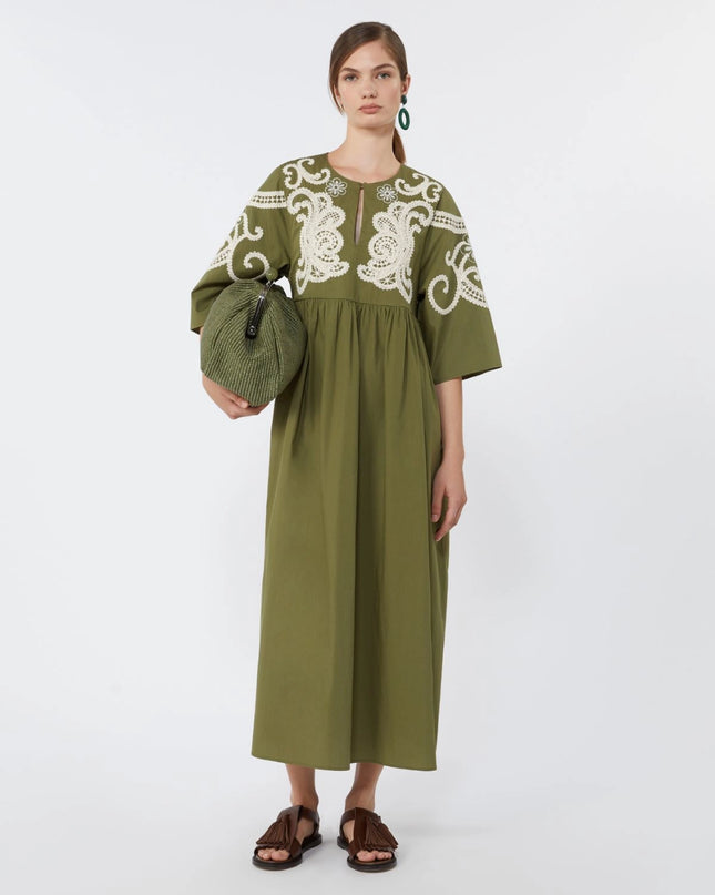 ABITO VERDE RICAMI