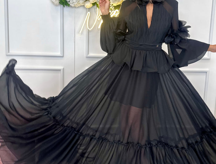 <h2>NEW COLLECTION</h2>