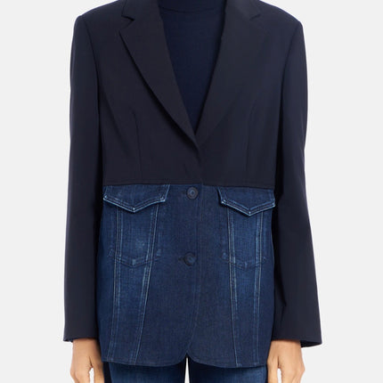 BLAZER OVER DENIM